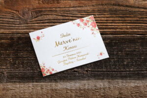 Code : E86 - Cartes au henné